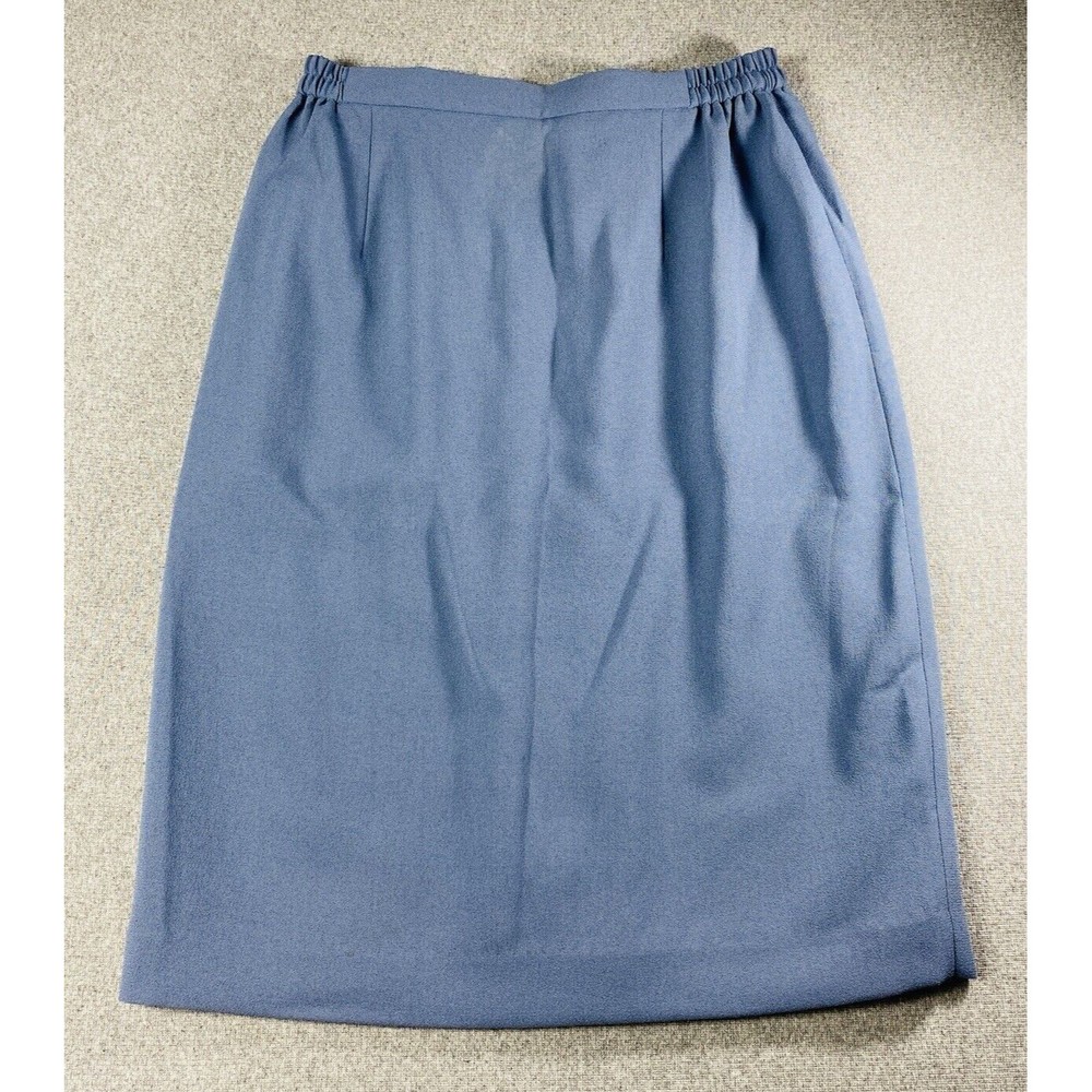 Women Elegant Dress Skirt Lined Size 11 Light Blue